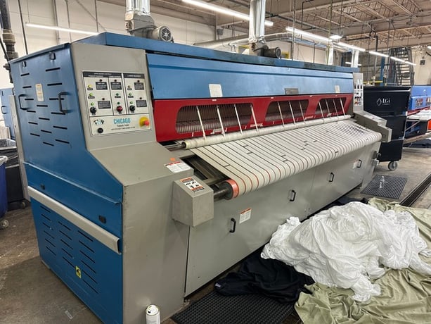 32" x 136" Chicago Dryer #Imperial-232-136, Gas Ironer, Two-Roll, 8 HP, 480 V, 2012 - Image 4