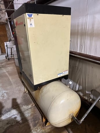 53 cfm, 125 psi, Ingersoll-Rand #R11I-A125, Air Compressor, 15 HP, 125 psi - Image 3