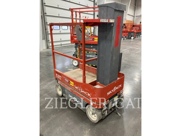 Skyjack, Inc. SJ12, Lift Scissor, 391 hours, S/N: 14001512, 2012 - Image 2