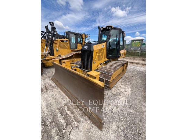 Caterpillar D3-12LGI, Crawler Dozer, 988 hours, S/N: XKY04965, 2023 - Image 1