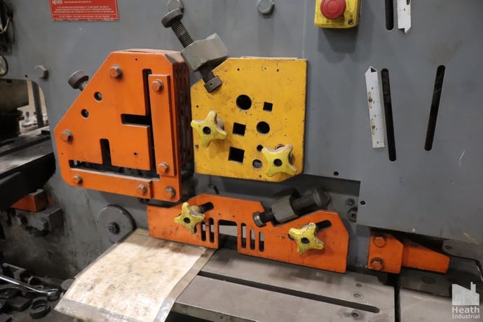 5" x 5" x 1/2" Geka #Hydracrop-80/A, ironworker, 88 ton, 20" throat, 3" stroke, 6.5 HP, 1995 - Image 4