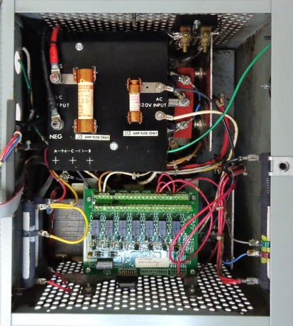 Louis Allis Marche #A46-20-24V-A1-12L-18680, battery charger, 20 Amp., 24 VDC, 60 HZ, 120 VAC - Image 4