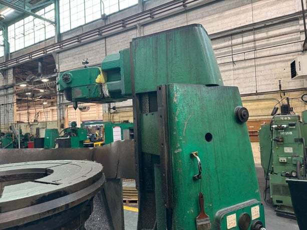 Liebherr #L1500, vertical gear hobber, 59.1" workpiece diameter, 53.9" table diameter, conventional Control - Image 4