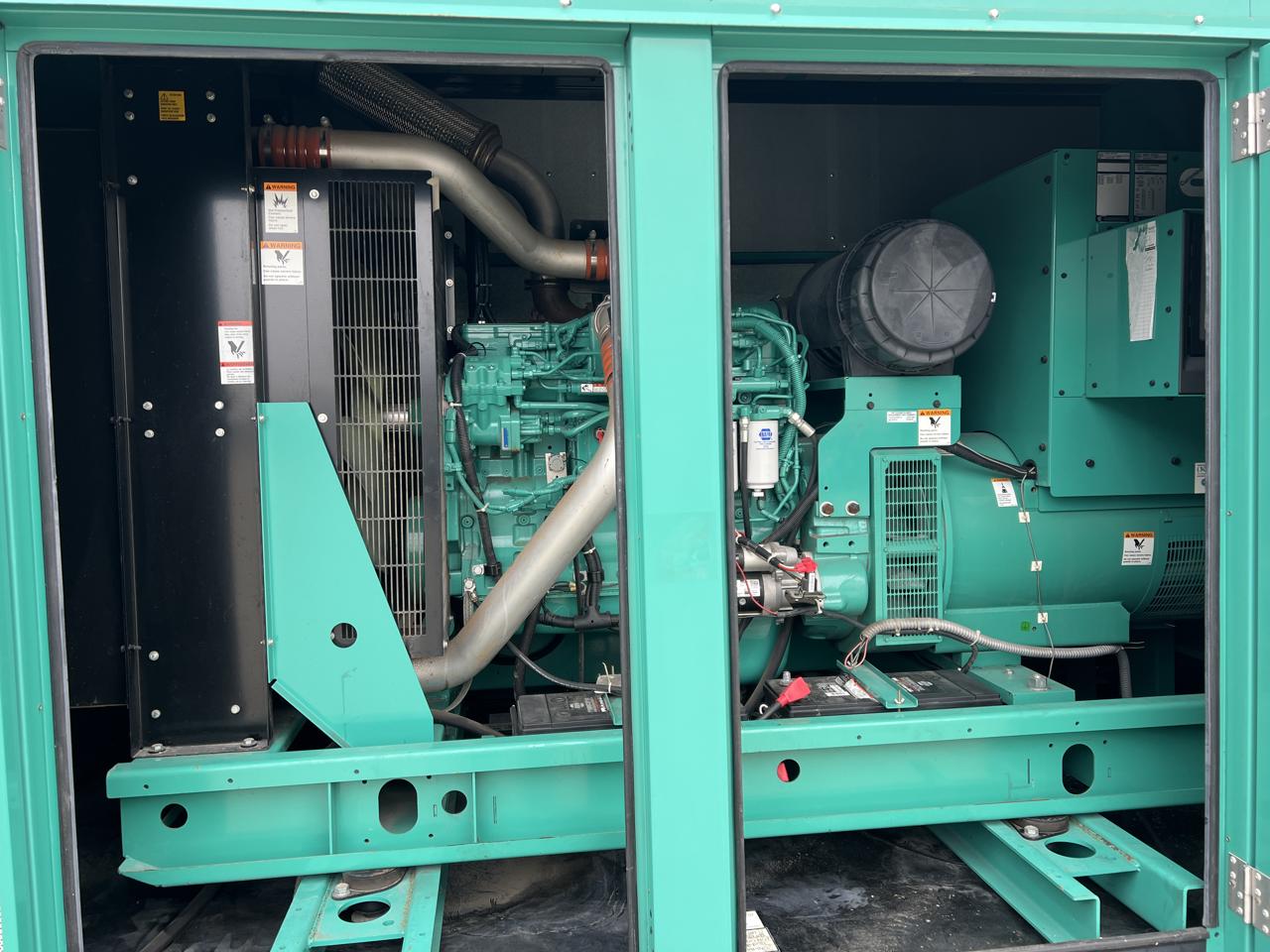 250 KW Cummins/Onan #DQDAA-6073524, Diesel Generator Set, 9 liter engine, 120/240 Volt, 1PH/3PH, 562 hours - Image 6