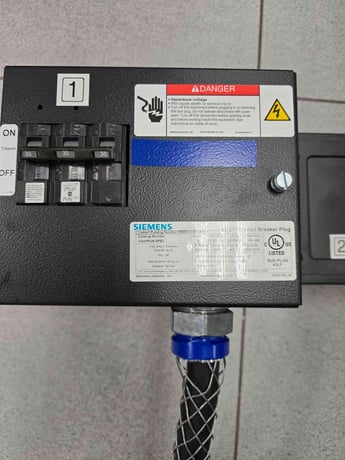Siemens #XJ-L, Bus plug, XE400-SPEC, w/ Tap box, 2011 (32 available) - Image 6