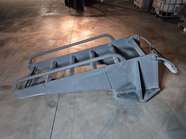 6' x 2' wide industrial steel access ladder w/ han - Image 5