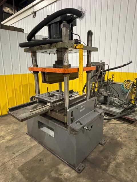 100 Ton, Rollform Inc., hydraulic 4-post cutoff & power unit, 12 stroke, 27" btwn posts, 20 HP - Image 3
