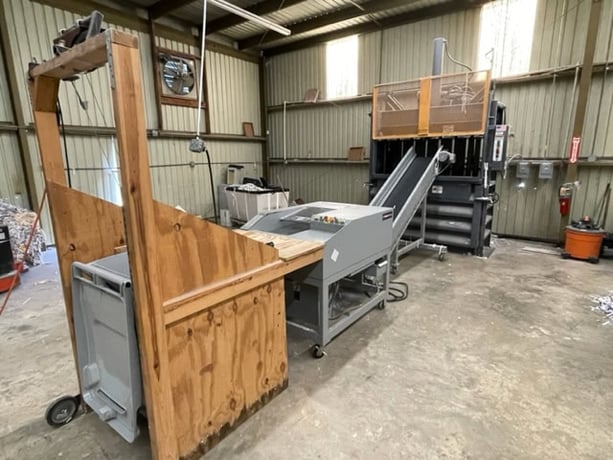 Allegheny Bradford #16-150C, Paper Shredder, w/ Marathon 7230HD Vertical Baler, 1244 hours, 2014 - Image 1