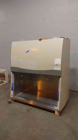 Labconco Puricare, Procedure Station, 4', A1 BSC Biosafety, 115 VAC., 1PH - Image 5