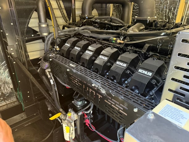800 KW Kohler #KD800, 3 Phase, 277/480 Volts Diesel Generator with 5520 Gallon Base Tank - Image 8