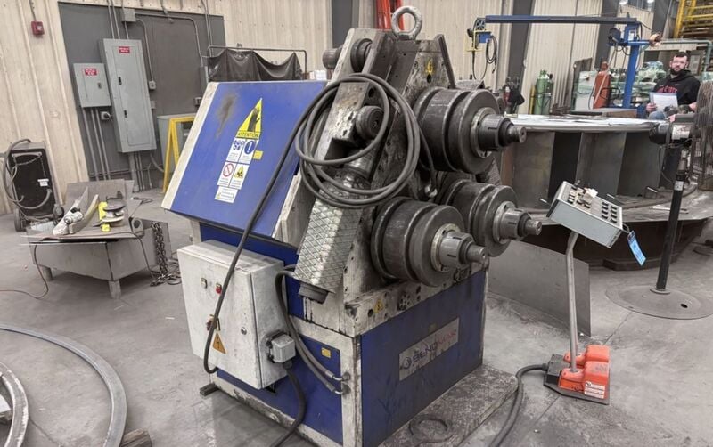 4" x 4" x 3/8" Bendmak #Pro-100, horizontal/vertical hydraulic angle bending roll, 3-rolls driven - Image 6