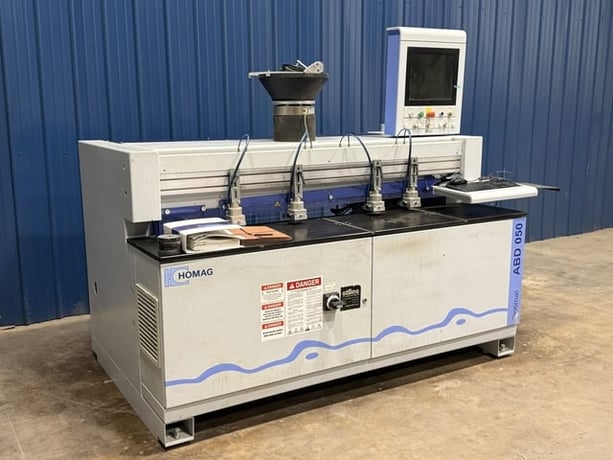 Homag #ABD050, Glue & Dowel Machine, 31.5" x 49.2" max, 2.36" thick max, 7500 RPM, 2017 - Image 1