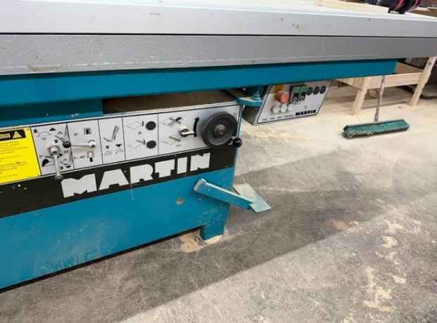 Martin #T-72-A, Sliding Table Saw, 10'10" cutting capacity, 6-3/4" max. cutting height, 7.5 HP main saw - Image 3