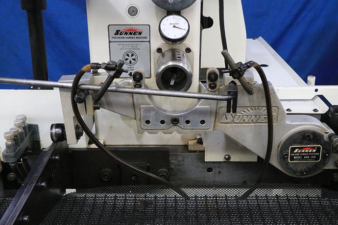 Sunnen #MBB-1660K, Hone, 115 V., 6.5" diameter x 16" L, 2500 RPM, 0.5 HP, 2010 - Image 6