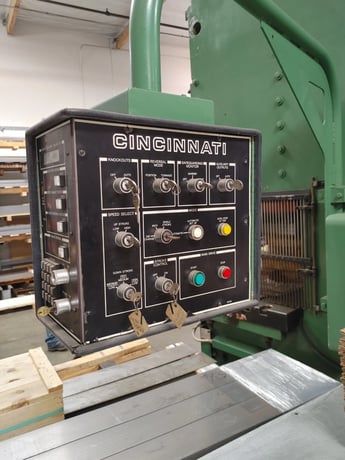 175 Ton, Cincinnati #OBS175, hydraulic gap frame press, 10" stroke, 22" daylight, 50" x 30" bed, 4.2 FPM, 25 - Image 5