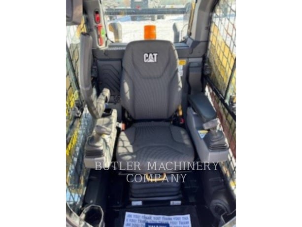 Cat 260, Skid Steer Loader, 384 hours, S/N: 5L901574, 2025 - Image 8