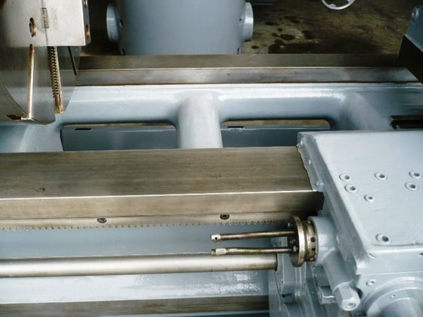 No. 5L Gisholt, saddle type turret lathe, 40" swing o/ways, 97-1/2" center, 280 RPM, A-20, 32" 3-Jaw chuck - Image 5