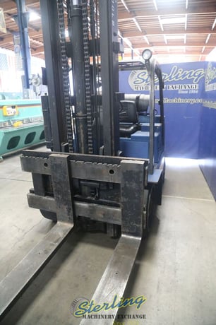 15000 lb. Caterpillar #T150D, forklift, 133" lift height, side shift, propane driven, hard rubber tires, 2 - Image 9