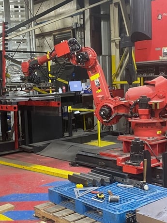 240 Ton, Amada #HDS2204NTW, CNC Hydraulic Press Brake, 2012 - Image 4