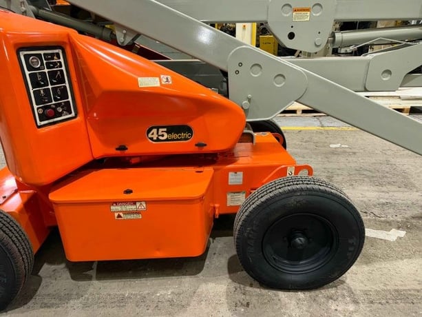 500 lb. JLG #45Electric, Electric Boom Lift, 45' Platform Height - Image 4