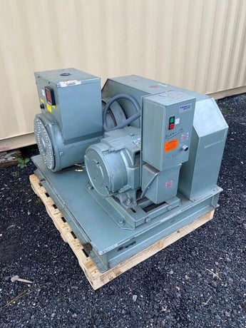 Georator #65W3S25-AZ10MMGK, Power Frequency Converter, 36 amps, 1500 RPM, 230/400 Volts - Image 3