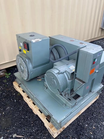 Georator #65W3S25-AZ10MMGK, Power Frequency Converter, 36 amps, 1500 RPM, 230/400 Volts - Image 9
