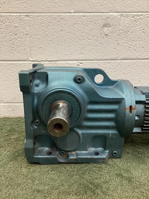 3000 RPM, SEW-Eurodrive #K77DY90LBTH, Gearbox w/ Motor, 400 Volts - Image 4