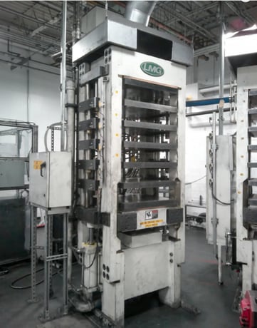 300 Ton, LMG (Lawton Machinery Group) compression molding press, 10 stroke, water cooled, 2016 - Image 1