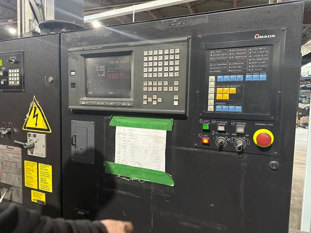 33 Ton, Amada #Vipros-367-Queen, CNC Turret Punch, 60" x144" sheet, 58 Turret Station, 4 automatic index, 2001 - Image 6