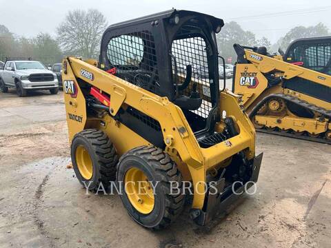 Cat 226D3, Skid Steer Loader, 1527 hours, S/N: EK502475, 2024 - Image 2