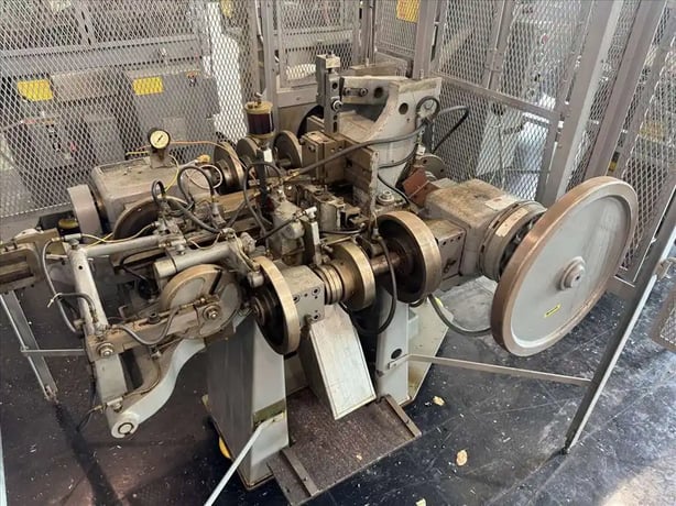 U.S. Baird #1, 4-slide, with cage - Image 2