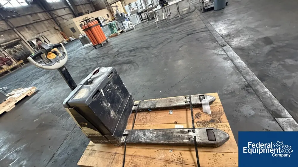 4500 lb. Crown #E, Pallet Runner, #WP3035-45 - Image 4