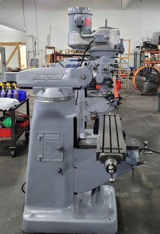 Bridgeport #Series-I, vertical mill, 9" x42" tbl., 1 -1/2 HP, 31" X, 12" Y, 16" Z, R8, 2J head, X-Axis power - Image 2