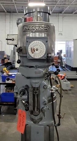 Bridgeport #Series-I, vertical mill, 9" x42" tbl., 1 -1/2 HP, 31" X, 12" Y, 16" Z, R8, 2J head, X-Axis power - Image 6