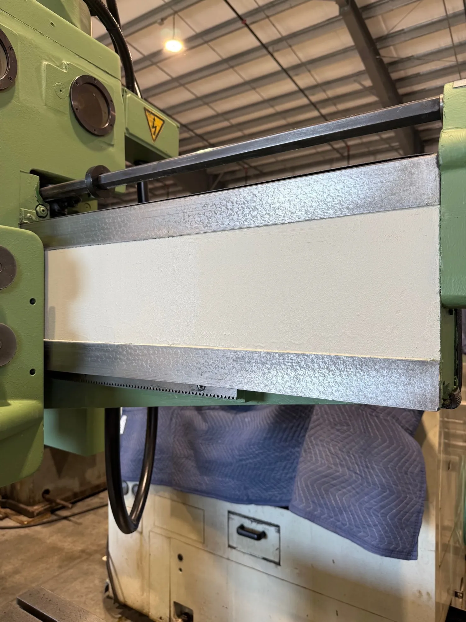 5' -15" Nardini #FRD-60, radial drill arm, #5MT, hydraulic clamping of arm and column - Image 9