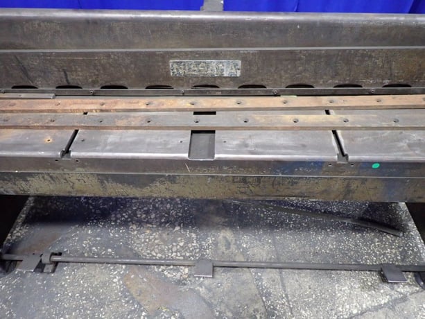 16 gauge x 6' Niagara, Sheet Metal Power Shear, 1.5 HP, 220/440 V - Image 3