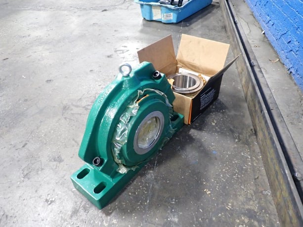 Timken #MS30HRTL, Bearing & Housing - Image 2