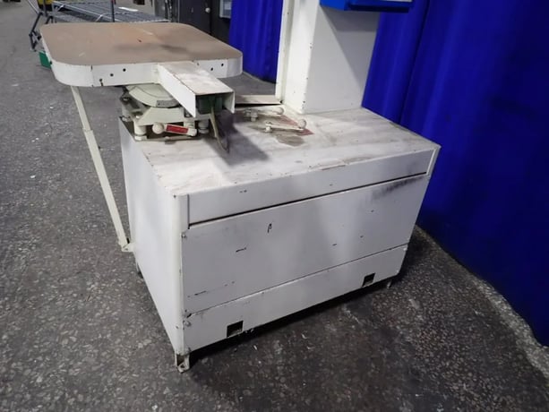 24" Grob Inc. #4V-24, Vertical Band Saw, 1983 - Image 7