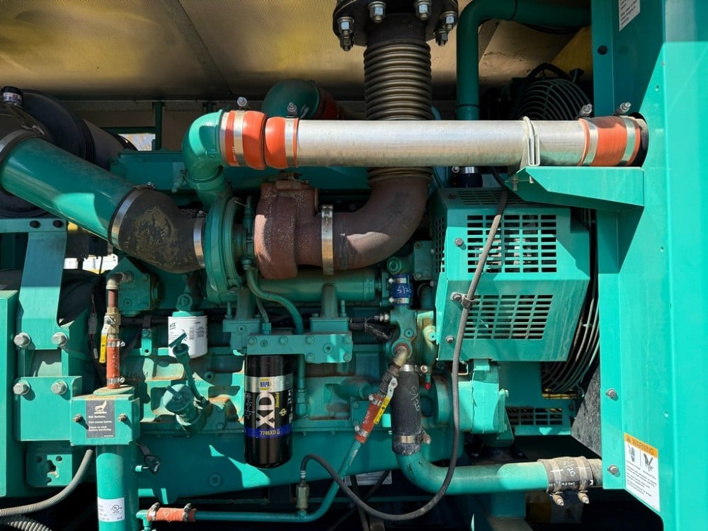 250 KW Cummins #DQAD, QSM11 Generator Set, sound attenuated enclosure, w/Base Tank, Tier 2, 120/208 Volts - Image 7