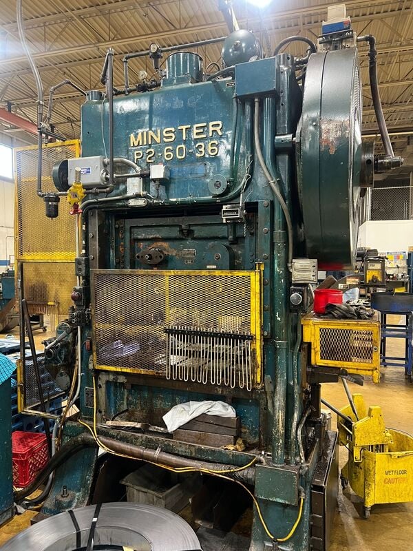 60 Ton, Minster #P2-60-36 Piecemaker, high speed straight side double crank, 3" stroke, 13.5" Shut Height, 3" - Image 2