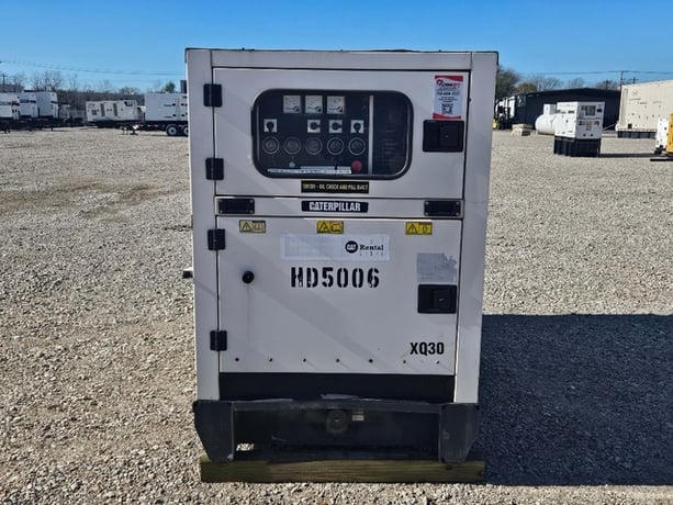 30 KW Caterpillar #XQ30, standby diesel generator set, Tier 4, sound attenuated enclosure - Image 2