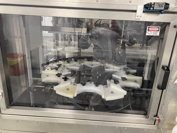 Inline Filling Systems, Net-weight Rotary Jar Filler, 4L jars, 2009 - Image 6