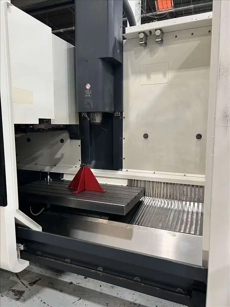 DMG #DMC-1035V, 3-Axis vertical machining center, 10000 RPM, 20 automatic tool changer, chip conveyor, 2008 - Image 4