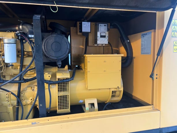 60 KW Caterpillar #C4.4, Diesel Generator Set, Sound Attenuated Enclosure, Base Fuel Tank, 120/240 Volts, 411 - Image 9