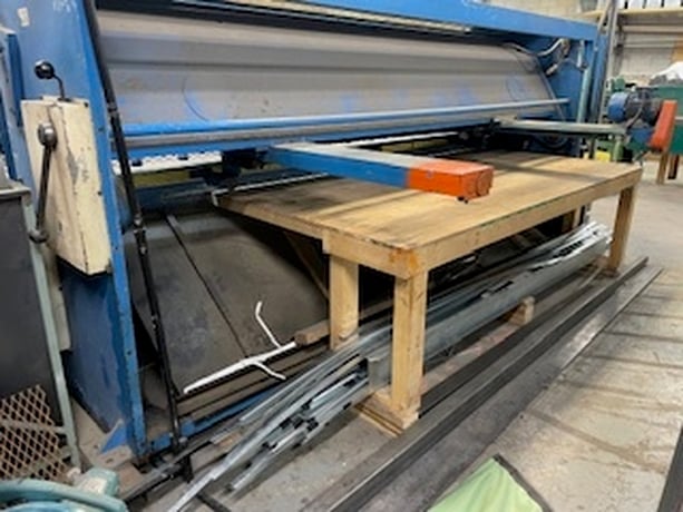 .25" x 10.2' Barcorp #HGS-3100X6, Hydraulic Power Squaring Shear, backgauge powered, 18 HP, 40-gallon oil - Image 9