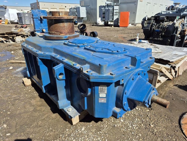 Hansen #RVNJ44K-BNN-250, Heavy-Duty Industrial Gear Reducer / Gearbox, 243.00 :1 Ratio, 113 RPM - Image 1