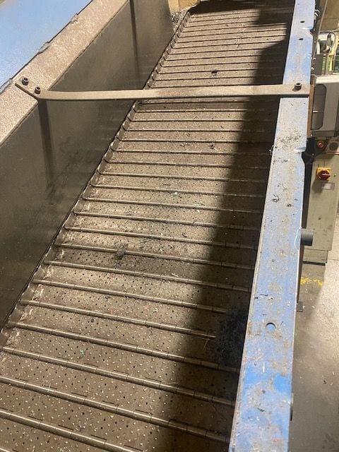 Sutorbilt Mould Tek #1418K, granulator system, 25 HP, 2 conveyors, Mettler Toledo metal detector system - Image 3