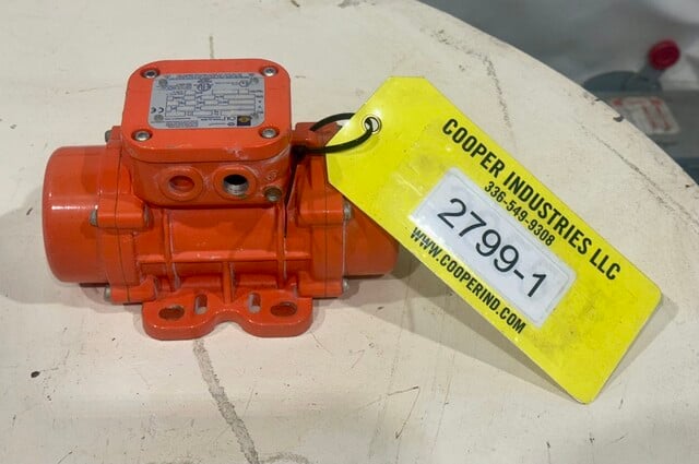 Oli, vibrator size 10 MVE 220/2, .15 HP (4 available) - Image 6