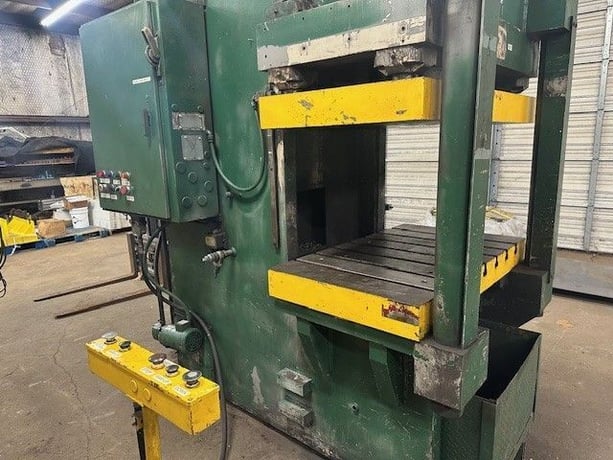 200 Ton, Greenerd #HC-200-60Y38, C-frame hydrauic press, downstroke type, 60" x 38" bed, 1980 - Image 7