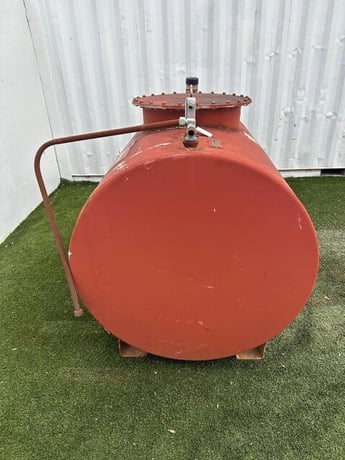 500 gallon Pee Dee Tank, Above-Ground Horizontal Storage Tank, saddle-mounted - Image 2